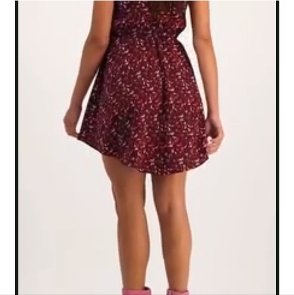 Bar III Burgundy Floral V-Neck Mini Dress XL Draped Skirt Sleeveless - Picture 2 of 15